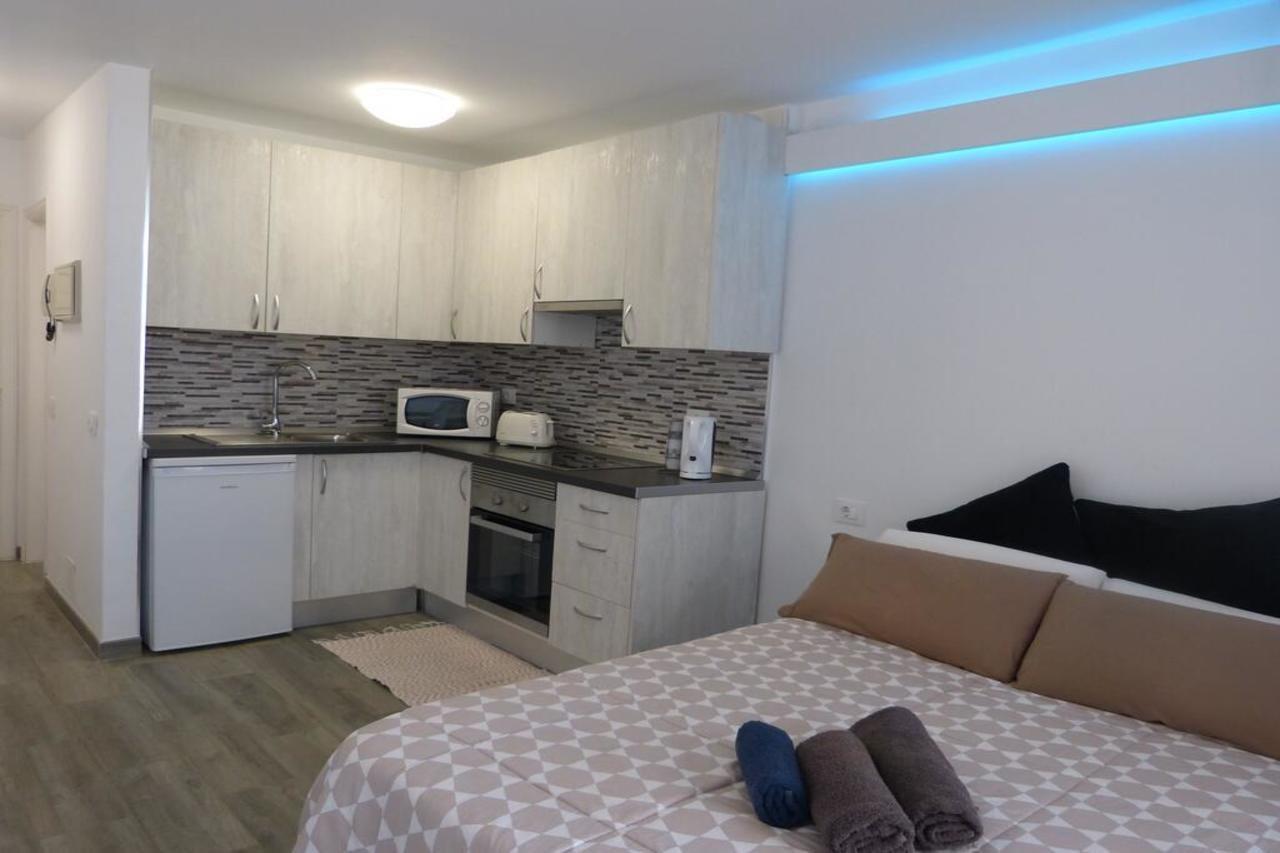Suncanarias Estudio Summerland Арона Екстериор снимка